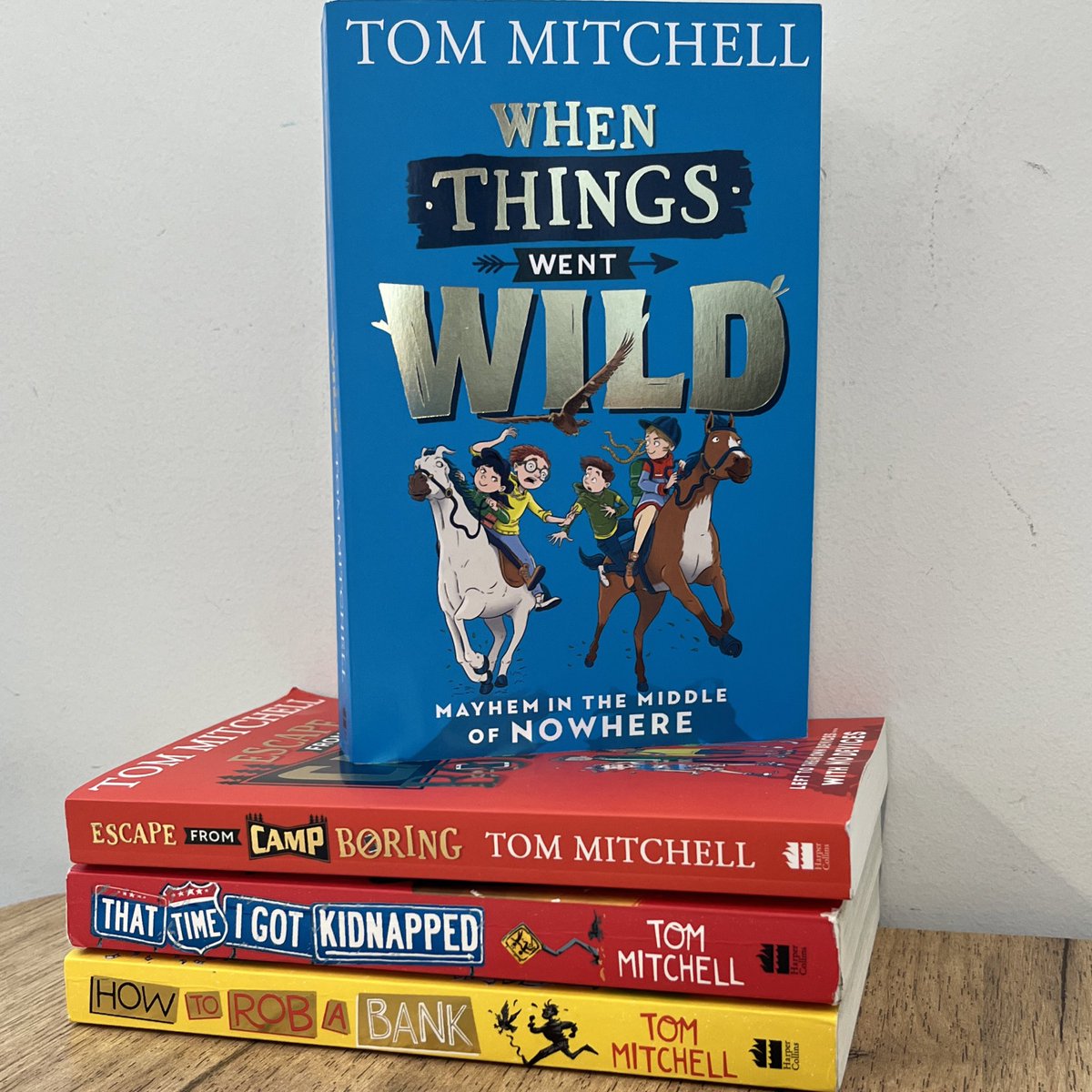 Here’s a WILD book #giveaway 😎 to celebrate next week’s publication of When Things Went Wild. 🦅🦅🦅

Win a signed set of all my books - including the latest!

To enter, just RT and follow ☺️!
Winner announced on Friday. #competition #bookgiveaway