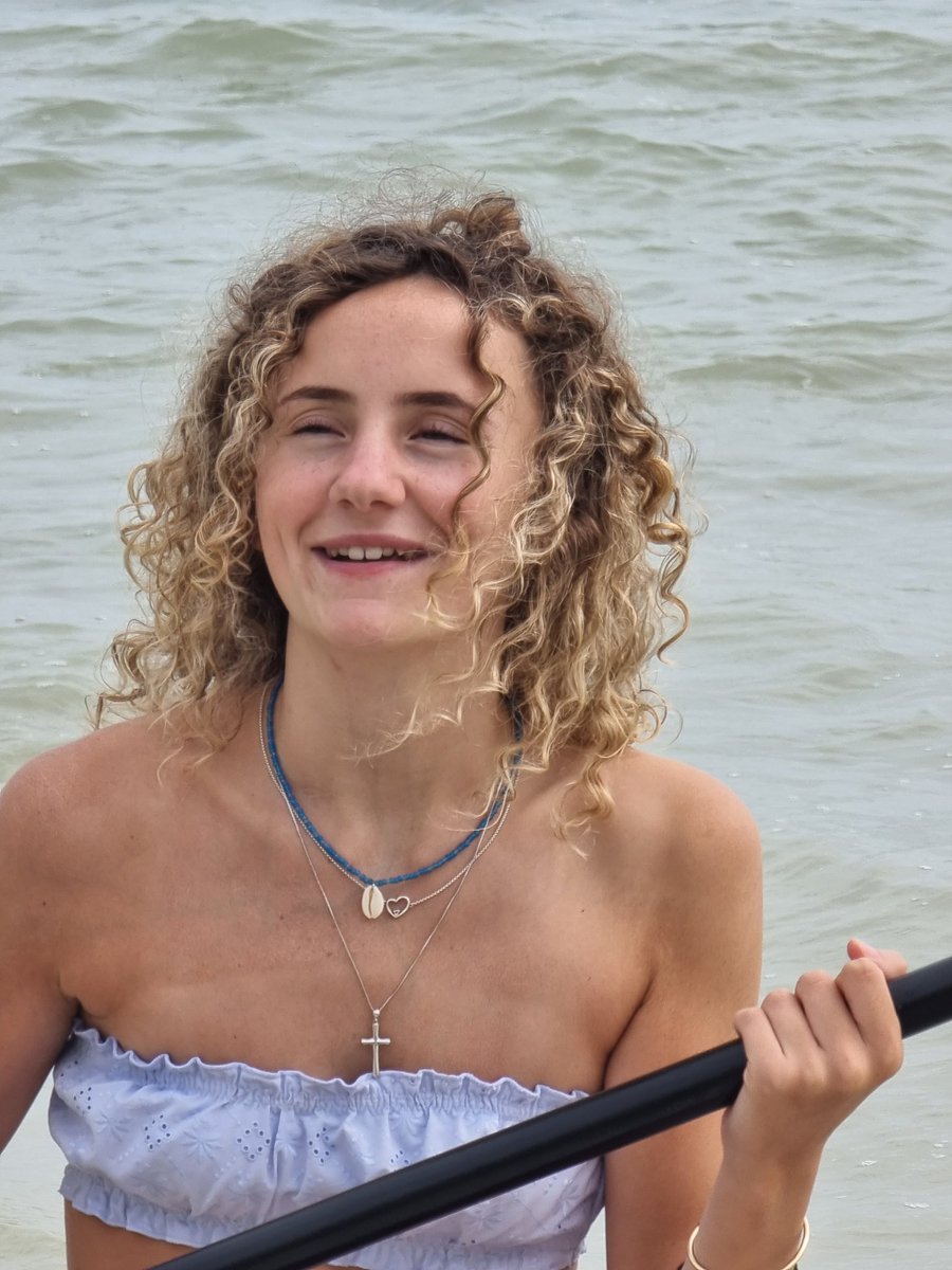 And just like that she turned 18
Thank you to <a href="/royalmarsden/">The Royal Marsden Cancer Charity</a> <a href="/royalmarsdenNHS/">The Royal Marsden NHS Foundation Trust</a>  <a href="/lsoanes/">Louise Soanes 💙</a> <a href="/CarlySnowball/">CarlySnowball</a> all the doctors and nurses who made ourbworldbanbetter place to live in.