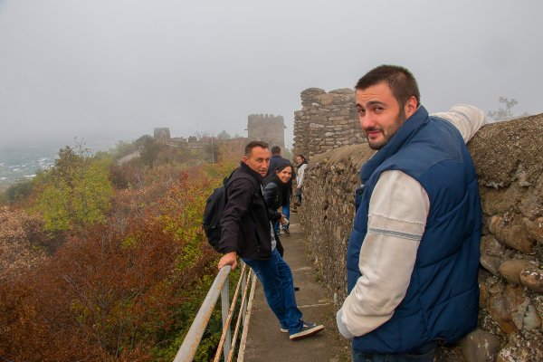 llTravelGeorgia's tweet photo. me and my tourists in Sighnaghi, Kakheti, Georgia.
#sighnaghi #tour #kakhetitour #kakhetiwinetour #fromtbilisi #georgiatravel #Georgia #winetasting #wall #daytours #daytrips #TourGuide #localguide #localdriver #privatetours #privatedriver https://t.co/Rs9h2x7WTt