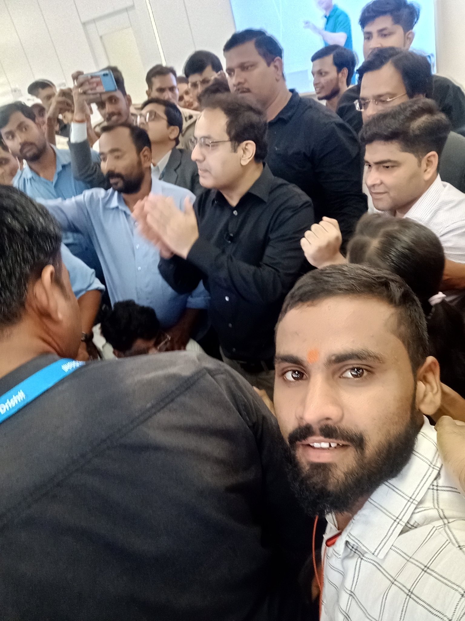 Surya Prakash Mishra (SuryaPr219661) / Twitter