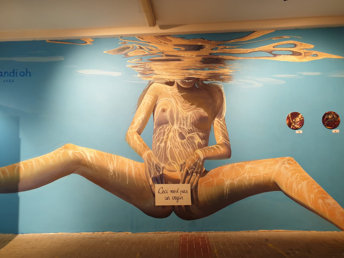 10. Geburtstag der <a href="/MTG_SocialArt/">MILLERNTOR GALLERY</a> auf St. Pauli 🥳 ein wirklich tolles Event! Hier kommen alle Kunst- und Musikfans auf ihre Kosten 😉
#moin #hamburg #millerntorgallery #stpaulimillerntor #vivaconaqua #waterisahumanright #fcstpauli #socialartmusic #goldeimer