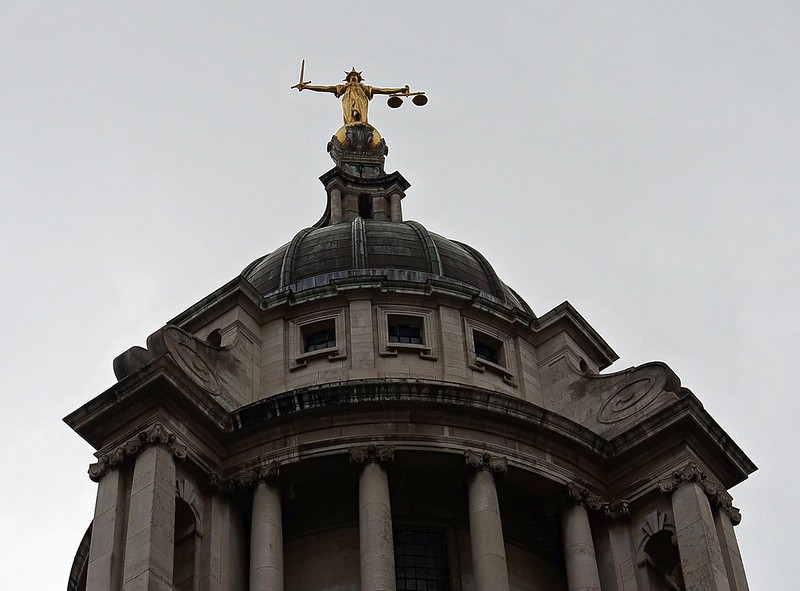 JoshuaRozenberg's tweet photo. Criminal bar on strike: Raab should offer defence lawyers a way out

New post, free to read:

https://t.co/8icReSGMlr https://t.co/BGbahdH3Cq