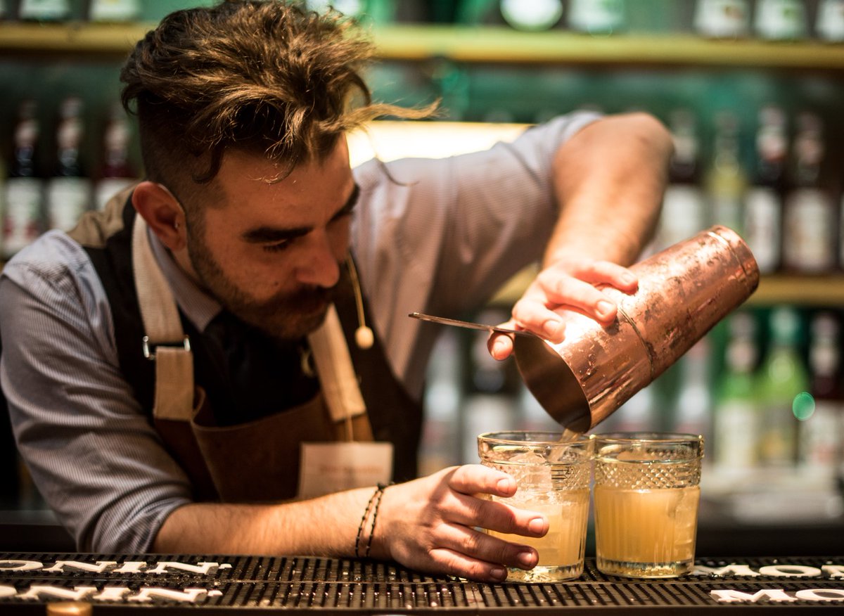 PubandBarMag's tweet photo. Promoted: MONIN Cup entries are open! If you are a bartender (aged 18-27) who would like to showcase your skills, compete against the UK’s best in class and be in with the chance to win an all-expenses paid trip to the Berlin Bar Convent, visit https://t.co/1NMErBU2nV #MONINCup https://t.co/53m3qp2EaO