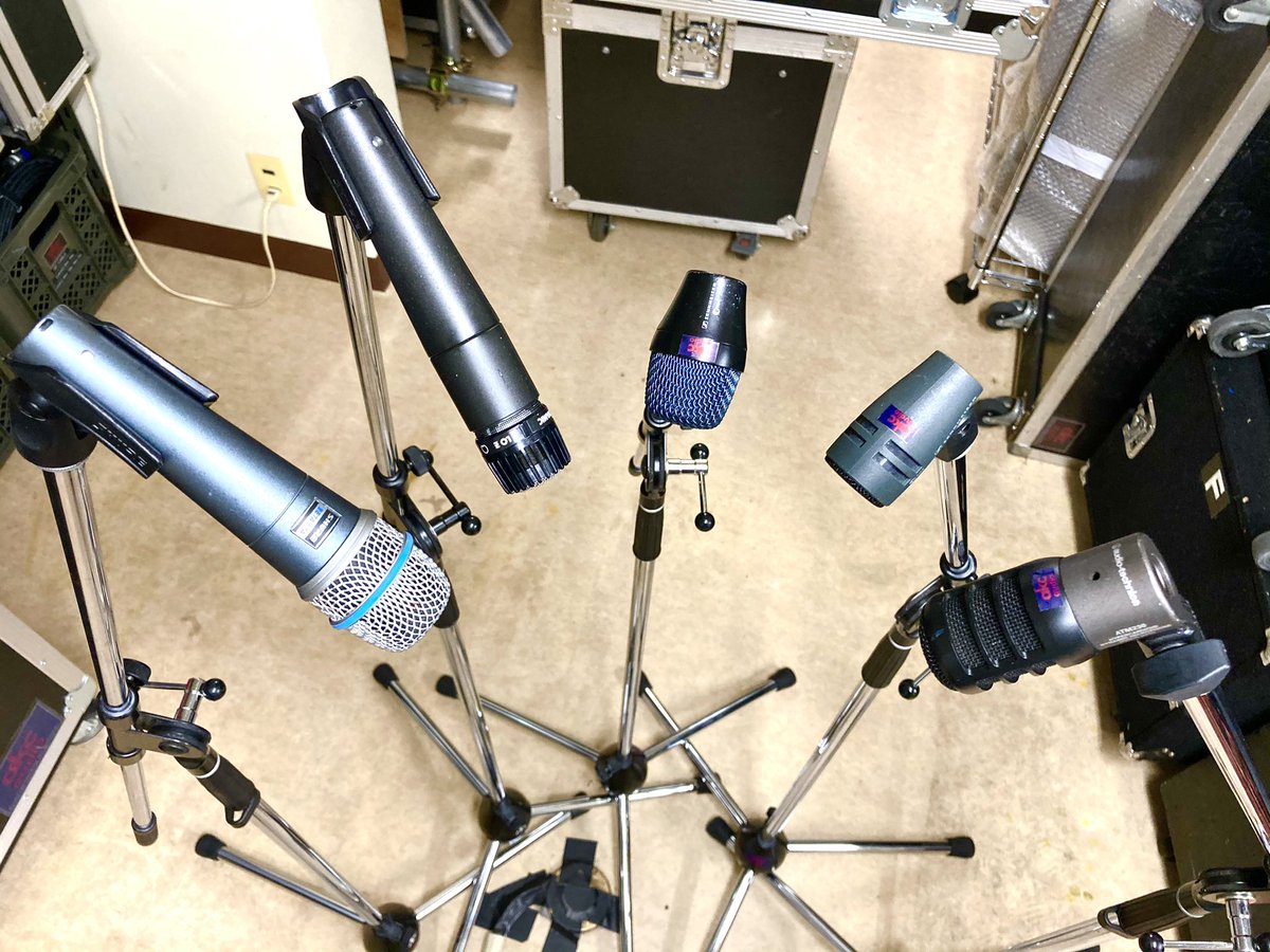 akc_audio's tweet photo. 【ゆる募】
実験に付き合ってくれるドラマー2名くらいと、実験に参加したい方数名。
今回のテーマは『金物とスネア』日程はある程度話し合いで決めましょうw
#SM57 #C451B #AKGP17 #AE3000 #BETA57A #LCT240 #ATM450 #BETA57A #e904 #e604 #ATM230 https://t.co/QRRM68H0k1