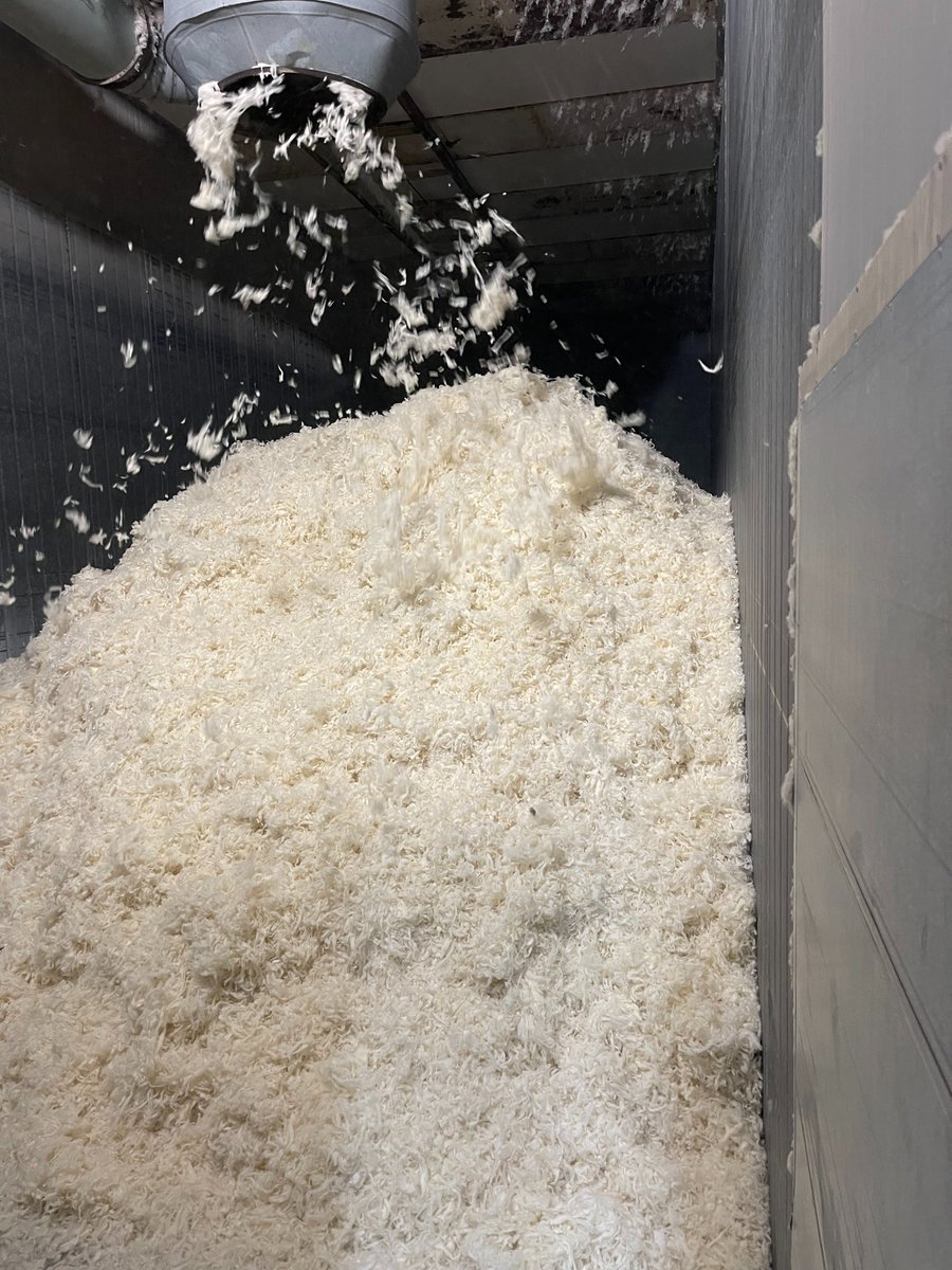 CollinsvilleAUS's tweet photo. We toured the Michell Direct Wool processing factory in Salisbury last week.
#MichellDirect is a South Australian family owned wool marketing & processing org.
Many thanks to David Michell + staff for the tour & insights on the #AusWool supply chain.
#CollinsvilleStudMerinos https://t.co/ybf5oUTOvN