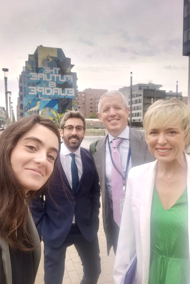 In Brussels, ⁦⁦<a href="/SEDIAgob/">S.E. Digitalización e Inteligencia Artificial</a>⁩ team ready to go! Presentation of Spain #AISandbox. The Future is #AI . The Future is #Europe.