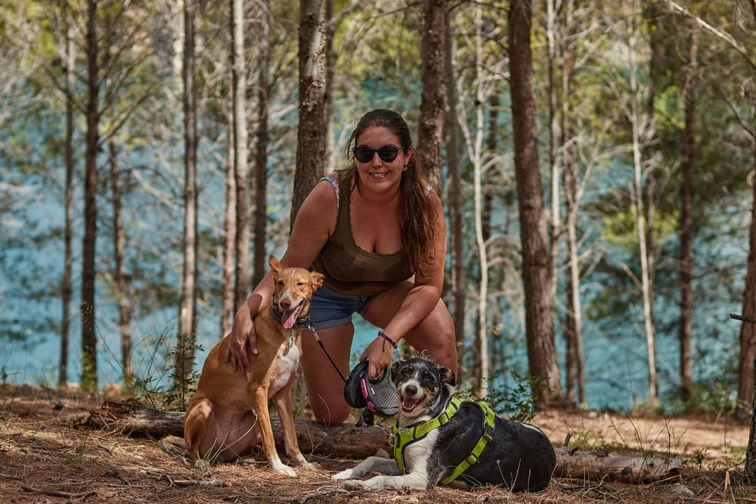 Cortes de Pallás es sinónimo de turismo con mascotas. Disfruta de nuestros paisajes con tus amigos peludos 🐶. Foto de @elisis_lapodenca

#ViveCortesdePallás #TurismoInterior #TurismoRural #ValleAyoraCofrentes #Naturaleza