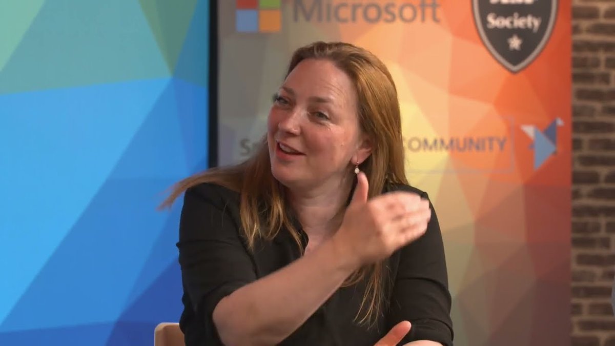 <a href="/emke_daniels/">Emke Daniëls</a> voerde met HP van Tilburg, Founder bij The Robins en Rob Kurver, Founding Partner bij <a href="/smartcomsummit/">SmartCom Summit</a> een gesprek met de organiserende partijen van dit initiatief over het nut en noodzaak ervan. Op 7 juli komen we live in de DUS in Utrecht. youtu.be/9f_e63QJlGU