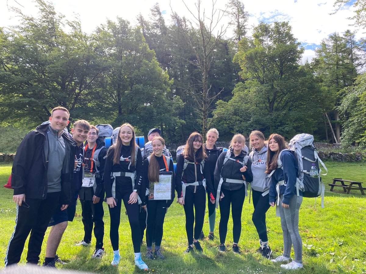 &amp; they’re off…first <a href="/KirkcaldyHigh/">Kirkcaldy High School</a> Bronze Expedition FINALLY after covid delays, happy bunch with Miss Wallace &amp; Mr Sanderson 🥾☀️ <a href="/DofEScotland/">DofE Scotland</a>