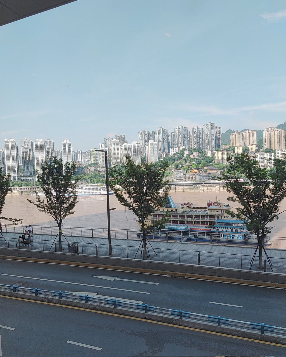 Katia Van Dess (@dess_van) on Twitter photo 