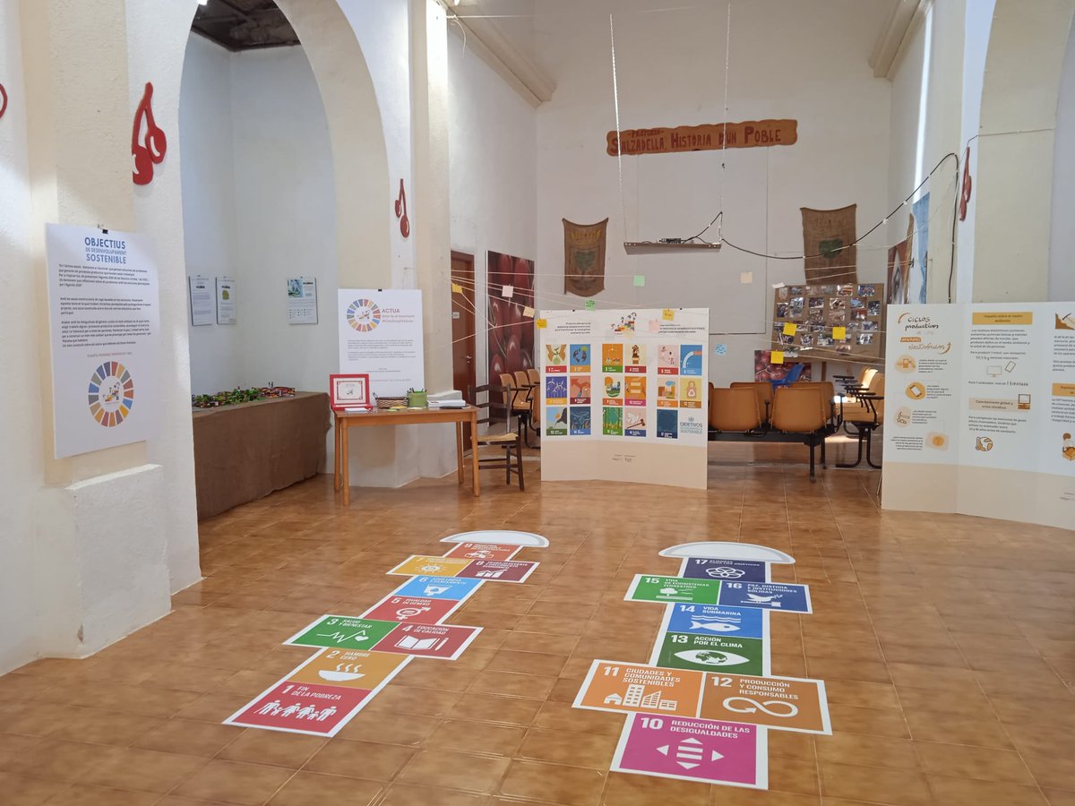 construyevalor's tweet photo. 🟠Dijous vam estar a #Salzadella inaugurant l'exposició educativa! Gràcies a totes les persones que ens van acompanyar. En especial a l'@ajuntamentdelasalzadella per la seua participació i la cessió de l'espai: El Museu de la Cirera i a @viu_elsports per col·laborar. https://t.co/FNJdryJGR6