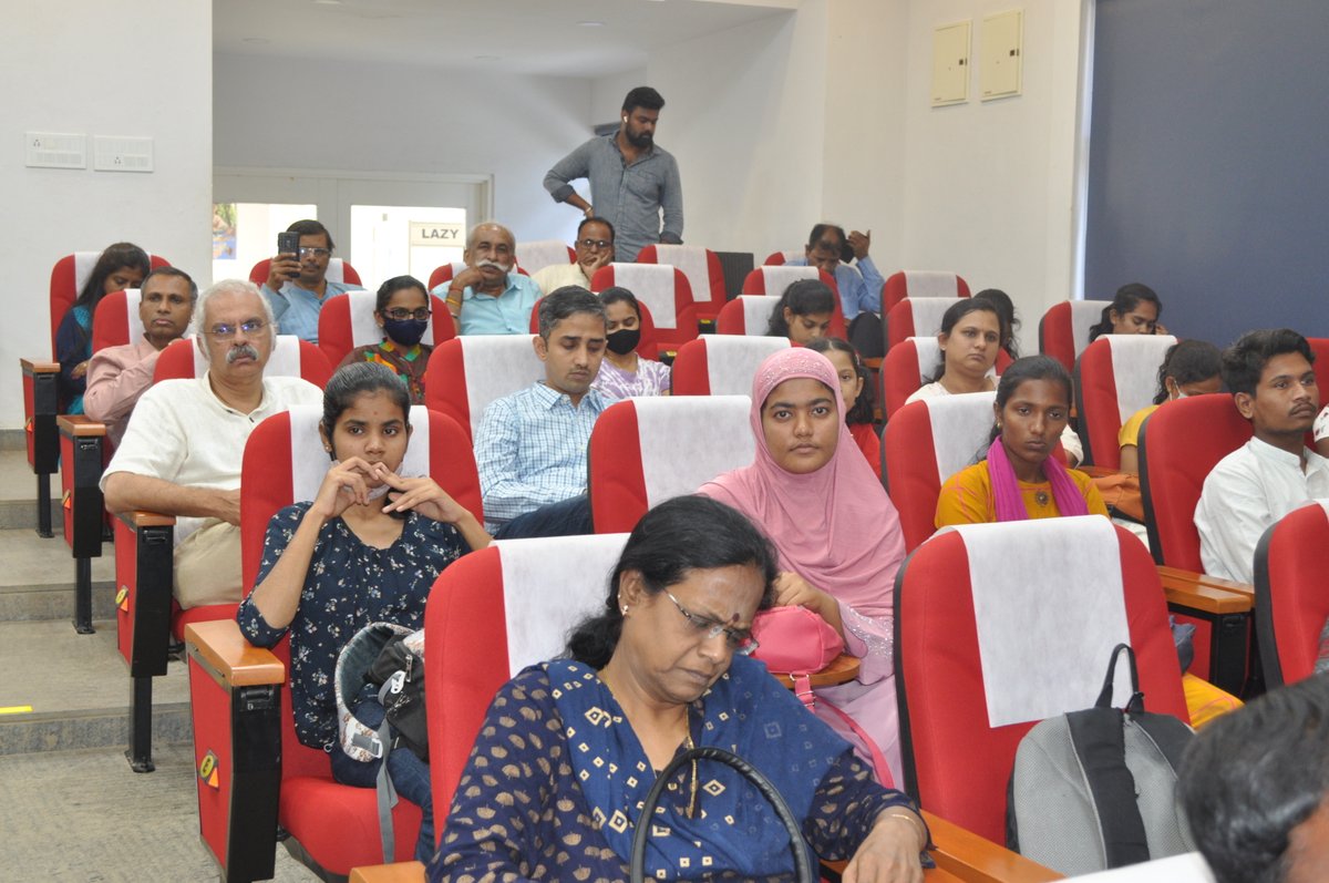 kstacademy's tweet photo. Prof. Sharat Ananthamurthy; Dr Gangadhar, Dr P Nagaraj, Shri Srinidhi, Shri Naveen, Shri Prahalad, Shri Krishna Chaithanya, and senior scientists and academicians were present on the occasion.
(Part 3)
#ksta #creactive #kstacademy https://t.co/9jMTh0VzF1