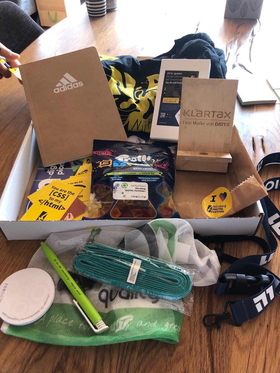 #NUEDIGITAL2022 is calling 🤩

🚀 Seid dabei: Vom 04.–14.07.2022 📅 feiern wir wieder gemeinsam das Nürnberg Digital Festival 2022!

💚 #DATEV unterstützt auch in diesem Jahr als einer der Sponsoren und unser #KLARTAX 📲 grüßt in der offiziellen #GoodieBox. 😀