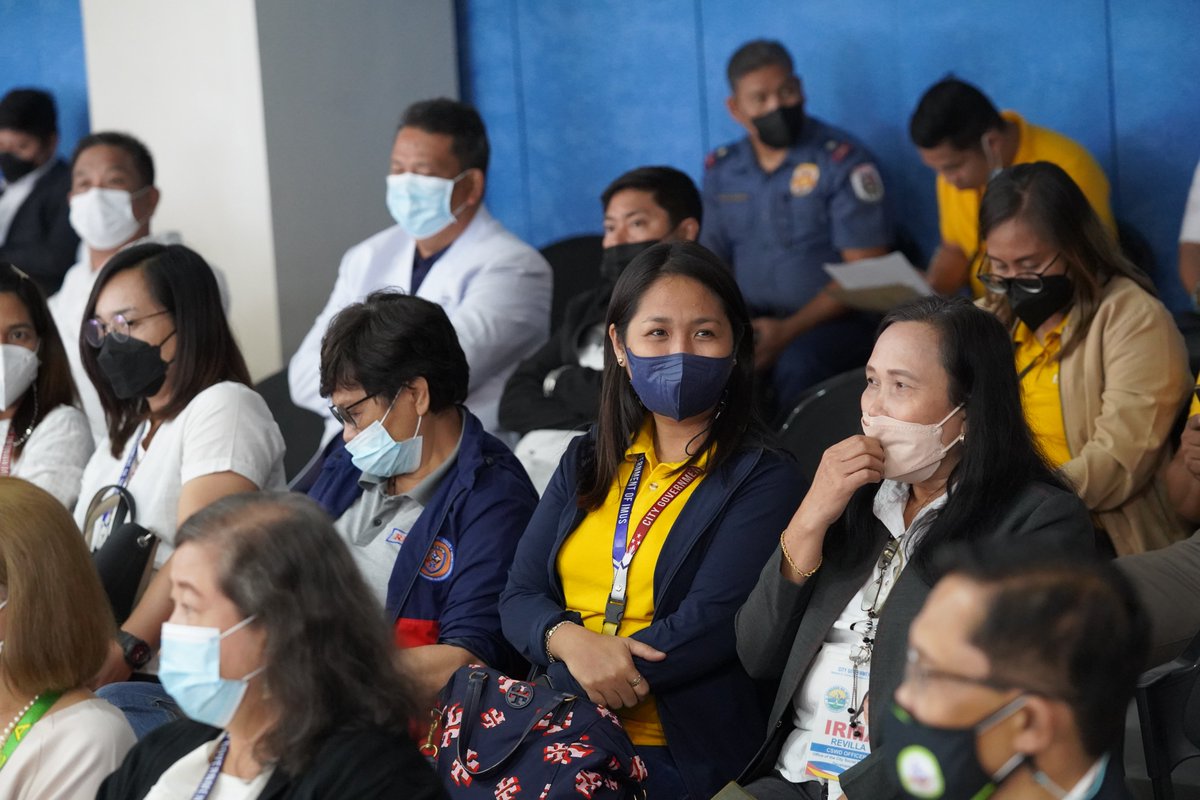 EmmanuelMaliksi's tweet photo. Idinaos natin ngayong araw ang huling State of the City Address para sa termino ng inyong lingkod.

Sa ating talumpati, binalikan natin hindi lamang ang nagdaang taon, ngunit pati na rin ang mga natatanging sandali ng ating serbisyo publiko. (1/5) https://t.co/LwPyfyW2OD