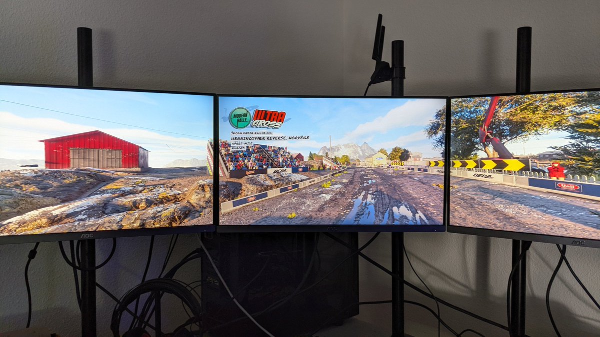 julien_baudouin's tweet image. Découverte aussi de #DiRT5 ce weekend sur PC. Fun qui arrive au bout de 3 minutes. Jeu donc réussi. Plantage en "ultra" donc mis en "élevé".
@Codemasters #Eyefinity
