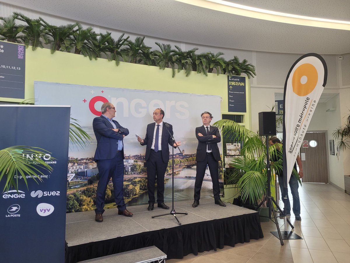 Expression de satisfaction <a href="/ChristopheBechu/">Christophe Béchu</a> face à l'avancement du projet de #territoire #intelligent @AngersAgglo 
Vision émergente de 2018 désormais concrète  
Économies nrj effectives 
Meilleure gestion de la température 
7000 candélabres sur 30000 à poser
Bravo le consortium