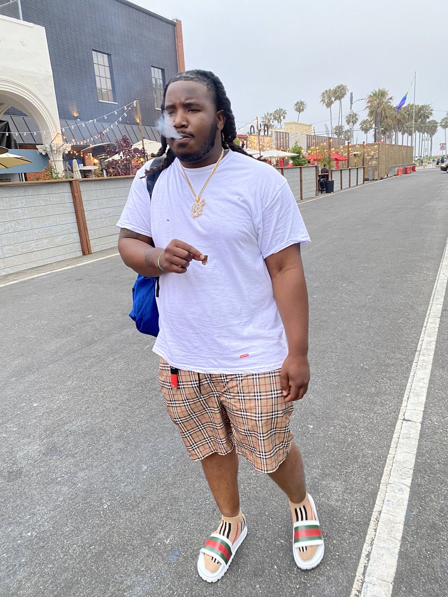 g_money2180's tweet photo. Even tho i doing Good I’m Still Thirsty for Percs #Federalnightmares https://t.co/DhvDzlEg19