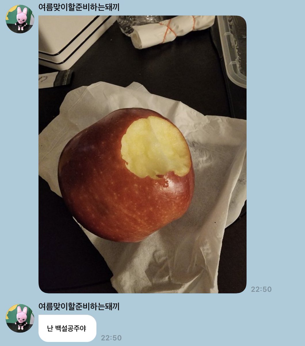 tacfopot's tweet photo. 어뜨케????? 
오랜만에 와서 귀여운 짓만 함 ㅜ♡ㅜ https://t.co/UqMpFOjixd