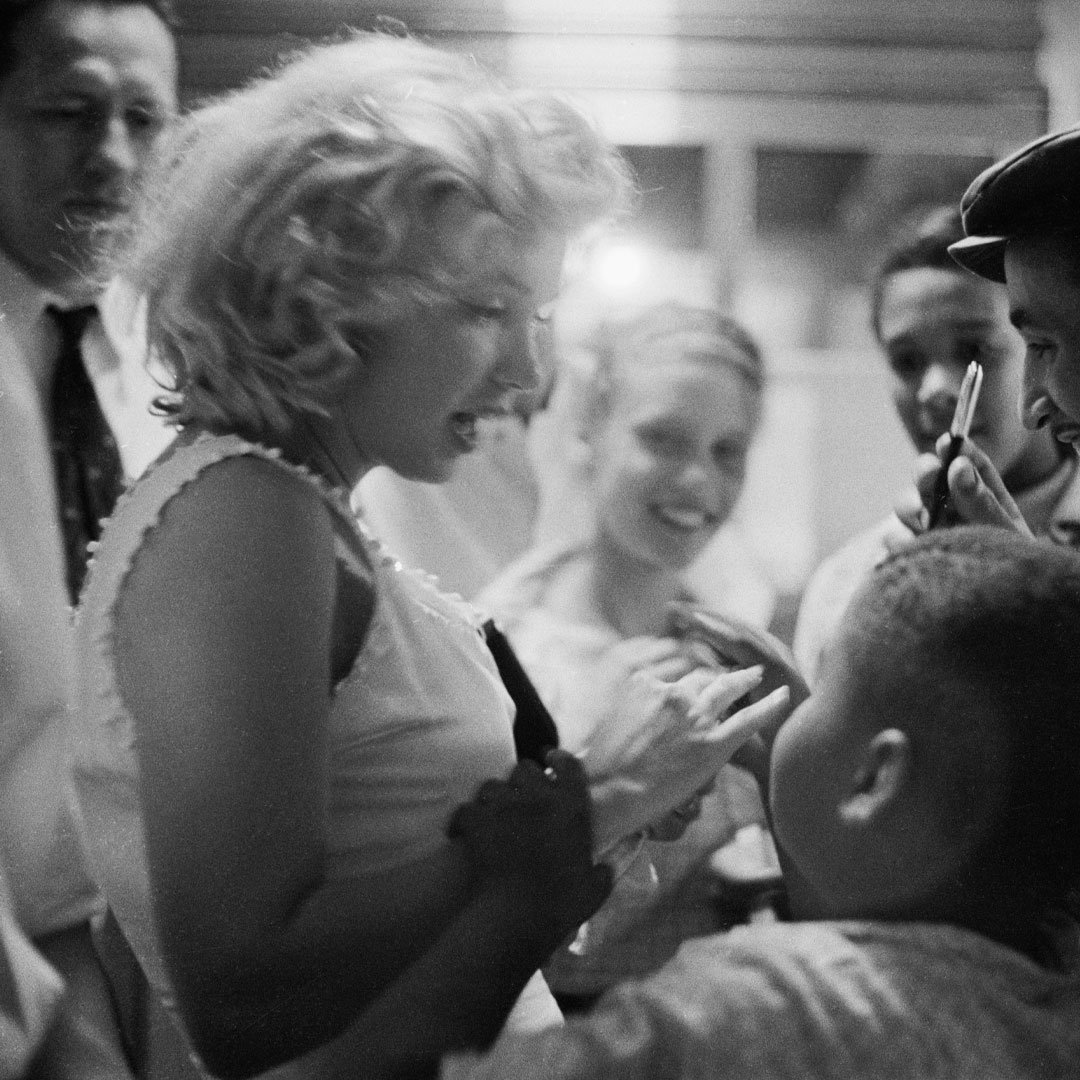 MarilynMonroe's tweet photo. “The least I can give them is the best they can get from me.” - #MarilynMonroe 

📸: @SamShawPhoto #SamShawPhoto⁣

#Film #Movie #Actress https://t.co/Etci0BWCQW