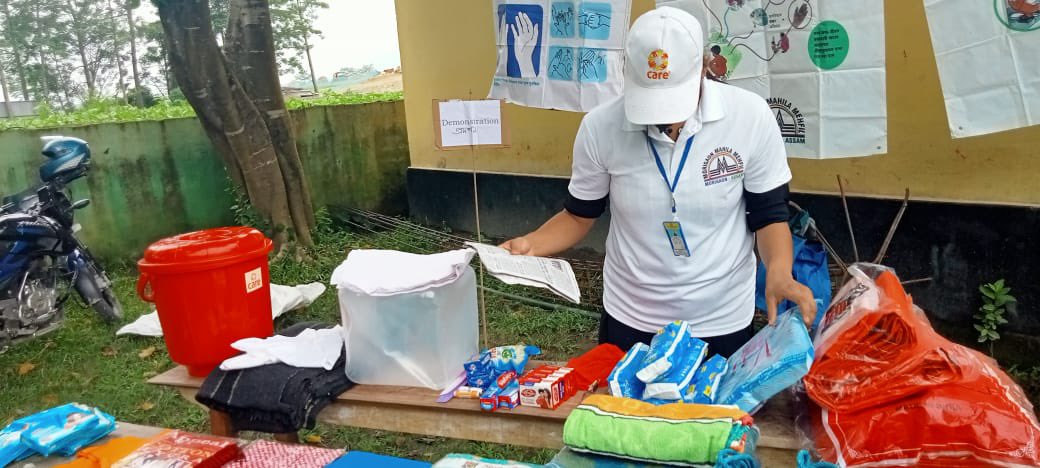 Snapshots live from Assam! 600 shelter, hygiene and dignity kits were distributed to the survivors.

Assam requires your support as the rain continues. Donate on the link to support our effort: bit.ly/assamfLoods

#assamfloods #flood #CAREresponse #saveassam #crisis #donate