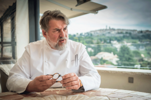 ProCotedazur's tweet photo. [REVUE DE PRESSE] Accueilli par le CRT @ProCotedazur, le journaliste @GuidoBarosio du #TorinoMagazine consacre 12 pages à l'art et la gastronomie en #CotedAzurFrance dans ce mensuel italien haut de gamme.
Merci à nos partenaires et à la rédaction 🙏
https://t.co/FYXYjKF46t https://t.co/XDb5hLqvog