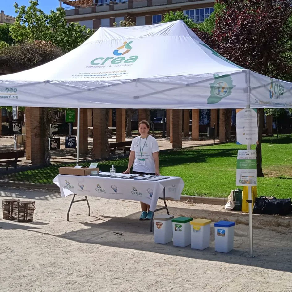 consorcio_crea's tweet photo. ✅ El municipio de #Petrer ha celebrado un evento relacionado con los Objetivos 2030 de #DesarrolloSostenible, junto con @CruzRojaEsp y #Caixapetrer.
♻️ Con la reducción, la reutilización y el reciclaje contribuimos a un planeta más sostenible.
#CREAmosFuturo
#CREAmosJuntos https://t.co/I8xIBT7ypa
