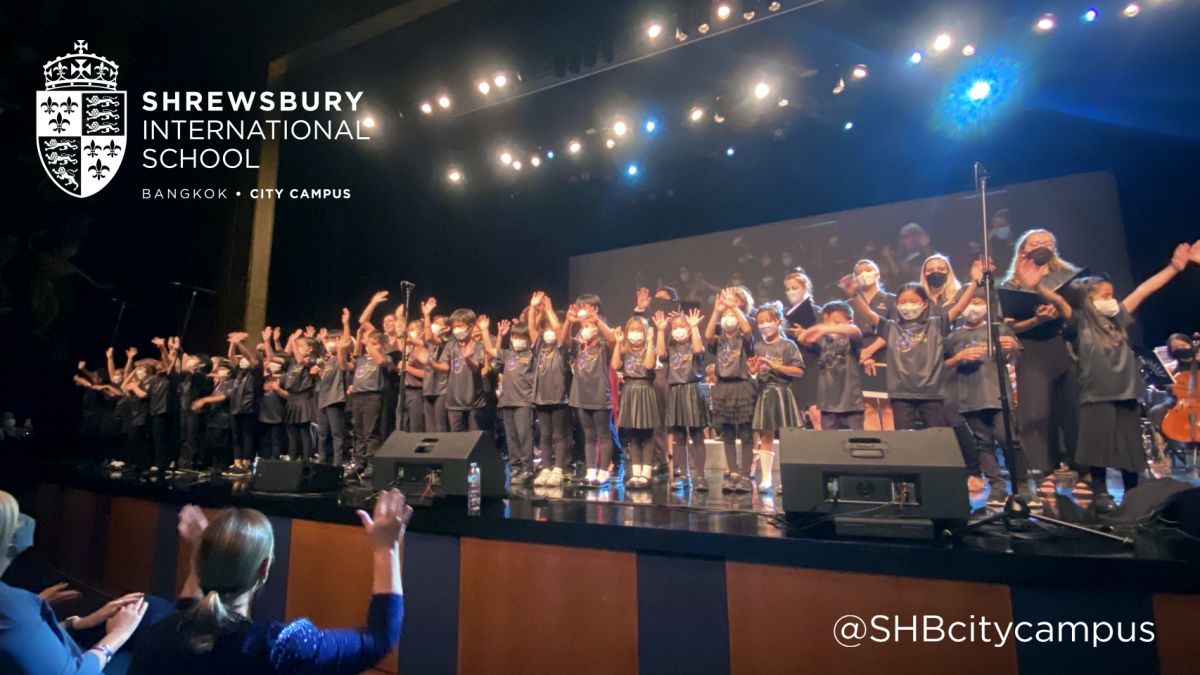 SHBcitycampus's tweet photo. Our Show Choir performed alongside the #BangkokCharityOrchestra at the "Peace and Harmony Charity Concert" on 25th June 2022 to raise funds for Wattonson School in Phetchaburi. Read more: https://t.co/DLwjbKX8gm

#WeAreShrewsbury #MusicAtShrewsbury #Charity  #Choir @SHCMusic https://t.co/HLjNXkWlpH