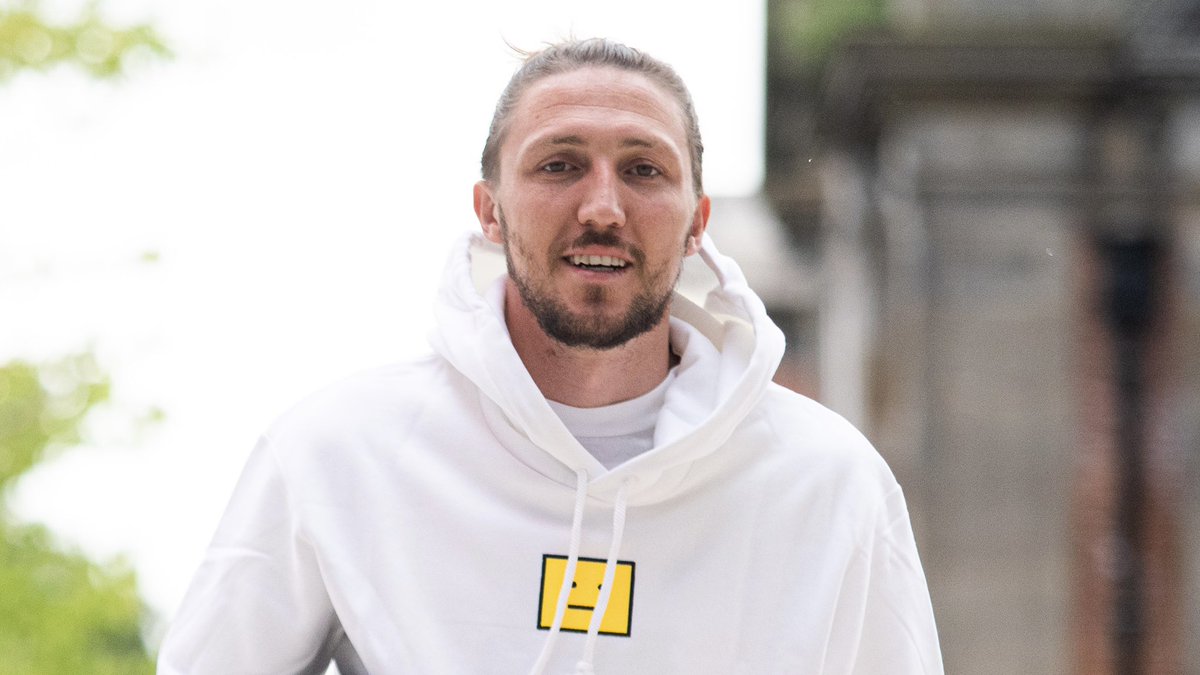 Leeds United tweet media