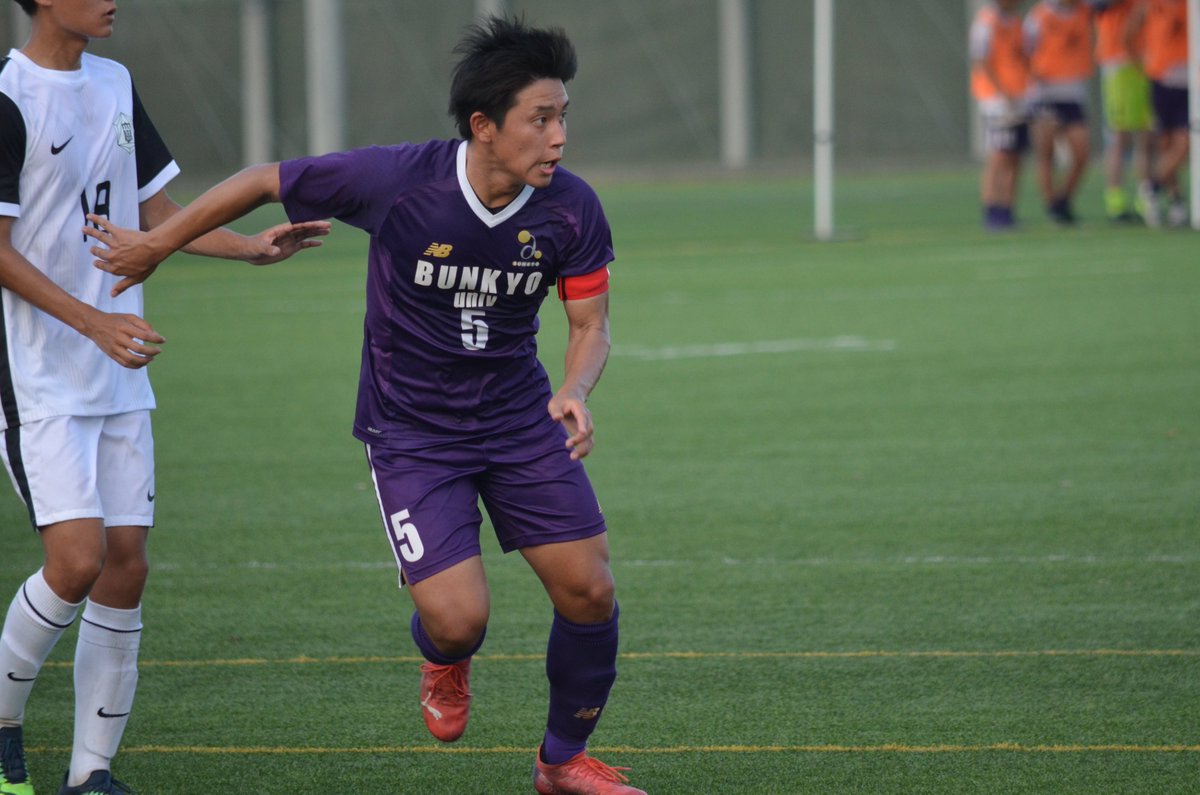 weeklysd's tweet photo. ⚽大学サッカー⚽

監督がいるのに指導しない？　北関東大学リーグ２部で戦う文教大の“育成”が興味深い

👉 https://t.co/W4YOdIgQGN

#文教大 #大学サッカー https://t.co/m4fhLROeeh