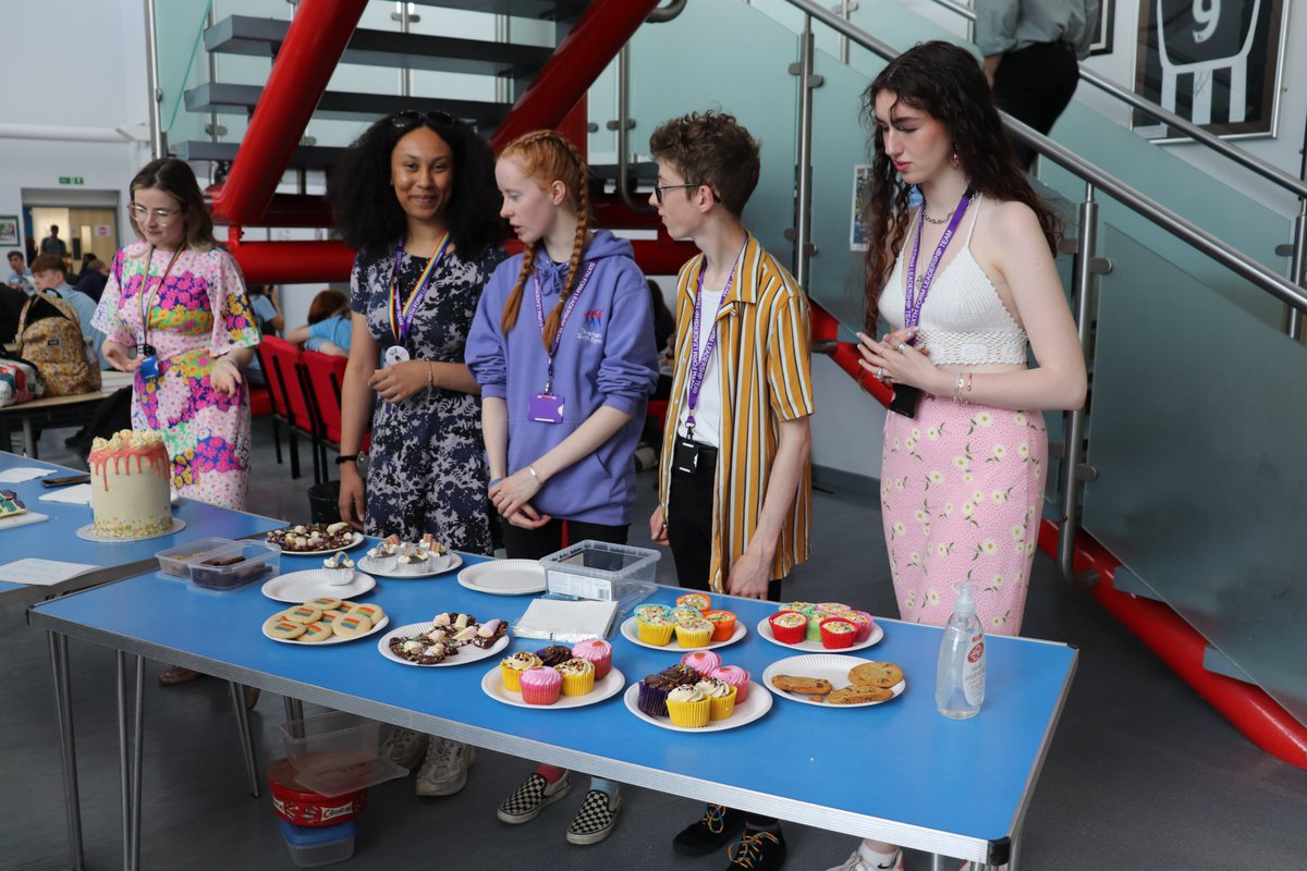 TaverhamHigh's tweet image. A fantastic start to our @NorwichPride #prideschoolsweek events with a break time bake sale in the atrium, featuring the baking skills of @MissClifford11, the Pride Group, and the Diversity Ambassadors! #cakes #rainbowcake #proud