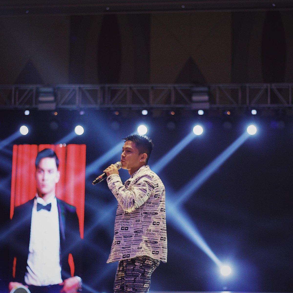 iamjmbales's tweet photo. Rehearsal Done ❤️🔥 #MAKISIG #misterinternationalphilippines https://t.co/Cm4MDkKuIN