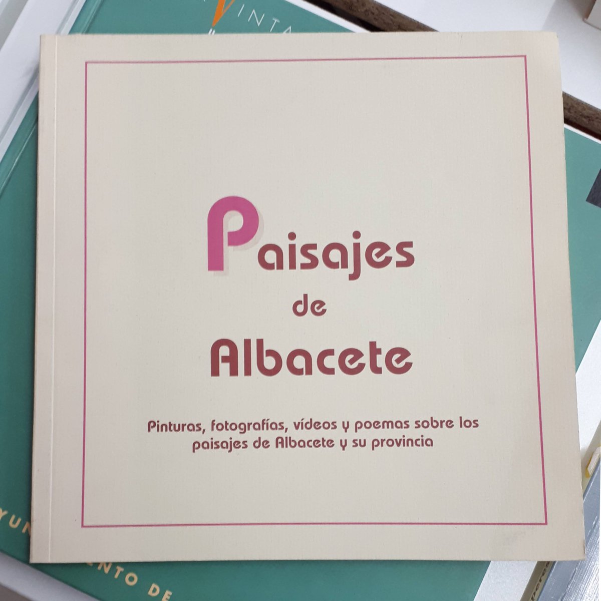 Librería Circus tweet media