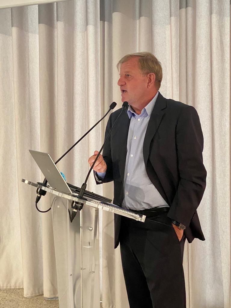 Patrice Bégay (@patricebegay) on Twitter photo Aimons-nous vivants. La #communication est un véritable métier de notre société. Innovons , performons et transformons EnsembleS Ici <a href="/Uniondesmarques/">Union des marques</a> <a href="/Pernod_Ricard/">Pernod Ricard</a> Aimons-nous vivants. La #communication est un véritable métier de notre société. Innovons , performons et transformons EnsembleS Ici <a href="/Uniondesmarques/">Union des marques</a> <a href="/Pernod_Ricard/">Pernod Ricard</a>
