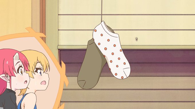 JCの靴下を動物に嗅がせる(フレ-メン反応付き)羞恥プレイシーンが見られるアニメがあるらしい 