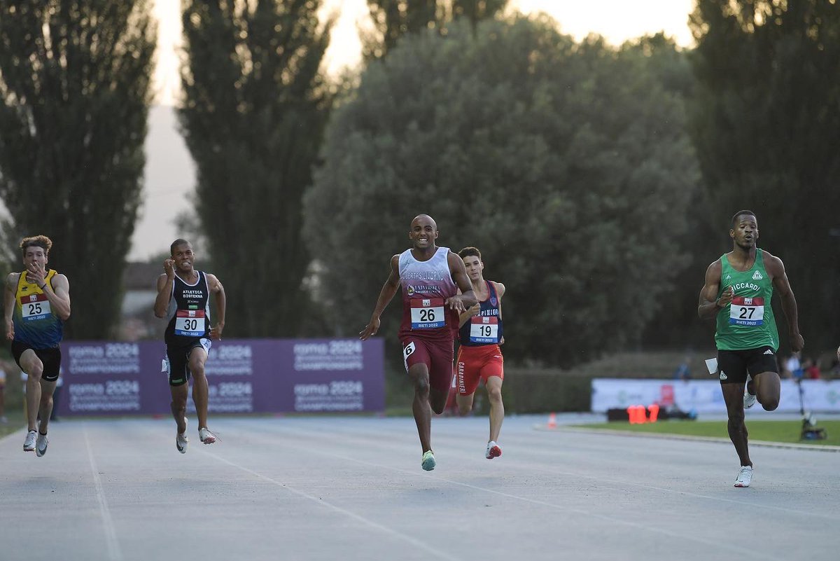 Bronzo🥉per Andrea Federici nei 200m in 20”80 (+1.5) e PB eguagliato 👏🏻 <a href="/LorisTonella/">Loris Tonella</a> 4º PB 20”97 e minimo per i Mondiali U20 di Cali mentre <a href="/FedeGuglielmii/">Federico Guglielmi</a> è 8º in 21”30 💪🏻

📸 FOTO DI FIDAL GRANA/FIDAL 

<a href="/BioTekna/">BioTekna - Biomedical Technologies</a> <a href="/Melcalin/">Melcalin</a> 
#AtleticaBioTekna #Melcalin #Benetton #Montura