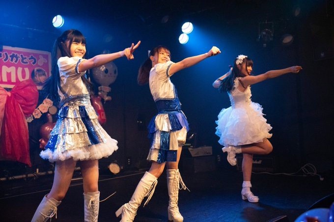 Twitterのコスプレ画像17