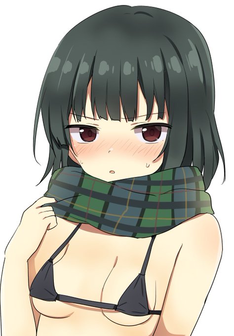 暑いので藍原椿ちゃん🧣 