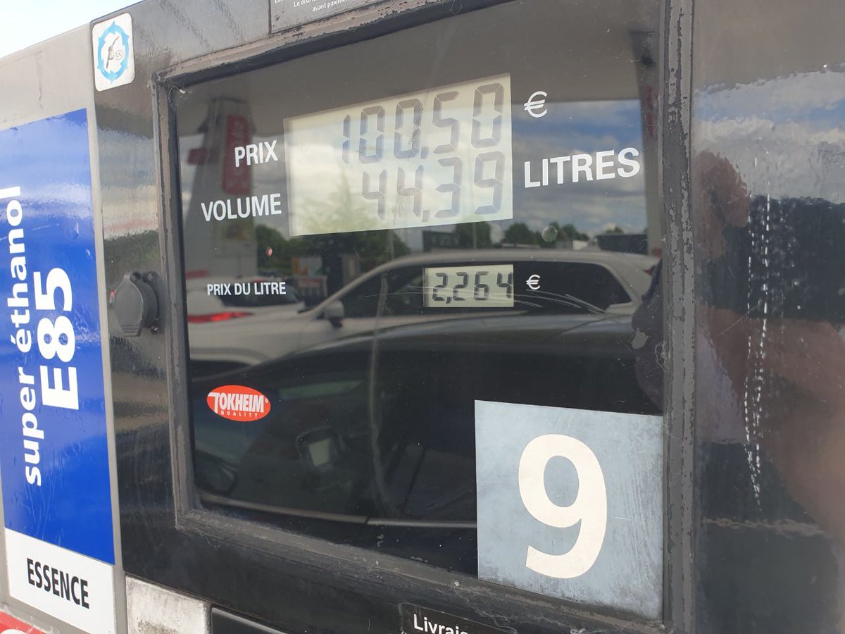 François Ruffin tweet media