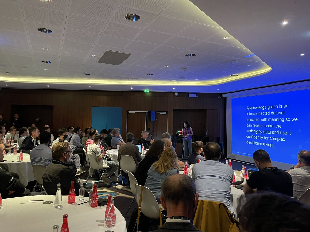 Ce matin, nous parlons du Knowledge Graph que nous construisons chez Adeo, avec <a href="/GouwyC/">Gouwy Charles</a> et <a href="/delphinaubin/">Delphin</a>, dans le cadre du GraphSummit <a href="/neo4j/">Neo4j</a> #tech