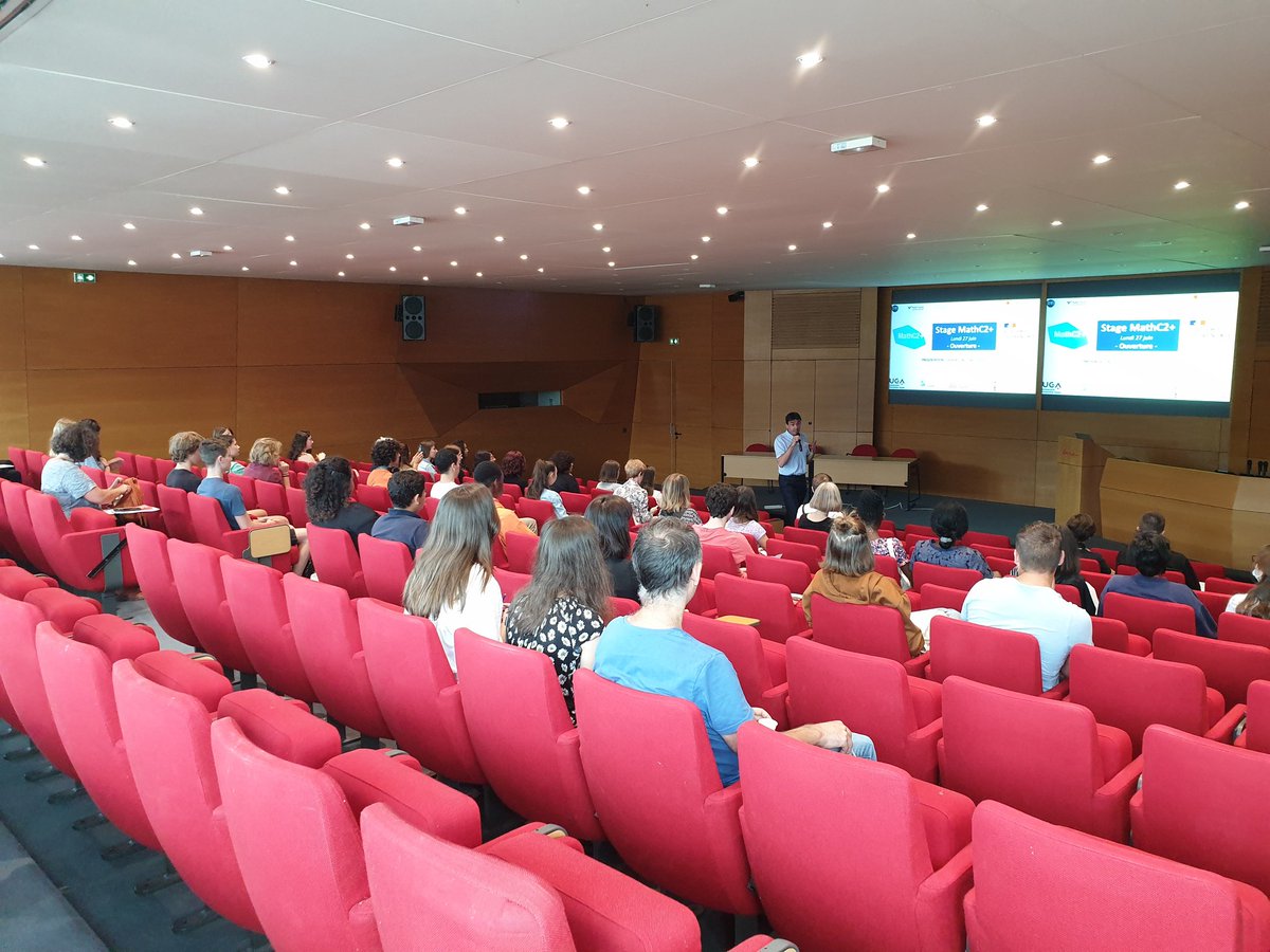 Ça y est ! Le stage MathC2+ est lancé pour l'édition 2022 🥳
3 jours de stage pour les élèves de 2nde de toute l'académie de Grenoble ! Au programme : traiter des problèmes de maths, rencontre avec des chercheurs 👨‍🔬🔬
1 collaboration entre <a href="/acgrenoble/">Académie de Grenoble</a> <a href="/UGrenobleAlpes/">Université Grenoble Alpes</a> et Inria 👏