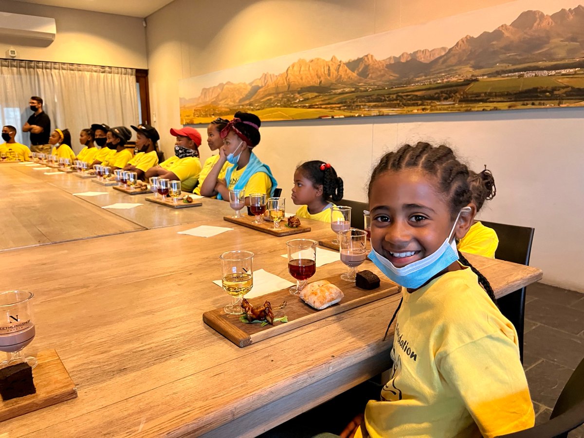 This past term, we have collaborated with our agricultural partners to organize educational farm tours for our learners to see and understand the full extent of what goes on around them every day. Read all about in our latest blog post! 

annafoundation.com/a-day-out-on-t…
