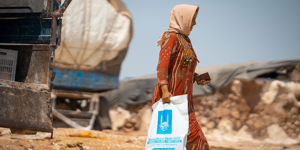 Did you know? ❓

We ensure our #Qurbani content is reviewed and verified by qualified scholars to provide you with the most accurate information. ✅

👉 Visit iruk.co/t-qurbani to find out more and to donate your Qurbani!