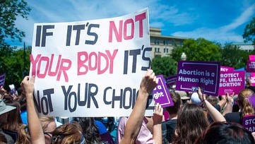 There are so many reasons why this makes me feel sick but what’s on my mind right now is that this won’t stop abortions, it will stop SAFE abortions. Sad day for the world… sending love x #bansoffourbodies