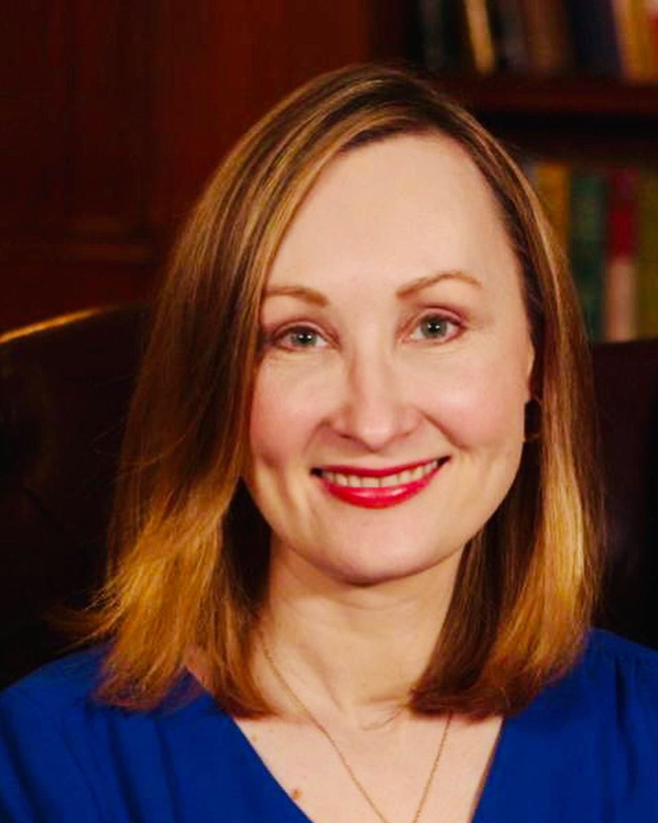 TashaKheiriddin's tweet photo. “I really fear that the great accommodation that was reached between @stephenharper &amp; @PeterMacKay in the fall of 2003 is fracturing beyond repair.” 
- Marjory LeBreton

How to fix it? Read #therightpathbook Out July 5. Preorder https://t.co/Y7rw5ozVoW
#cdnpoli #cpcldr @opibooks https://t.co/N9nt5nWuyY