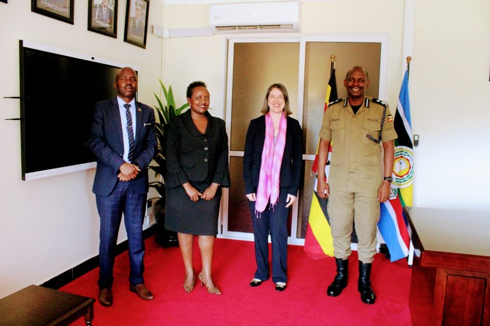 The Head of @ADCinUganda, Dr @KremserRoswitha one of the @JLOSUganda partners paid a courtesy call on the Director AIGP @Tom_Magambo today morning. The discussions focused on strengthening the rule of law in the Country.