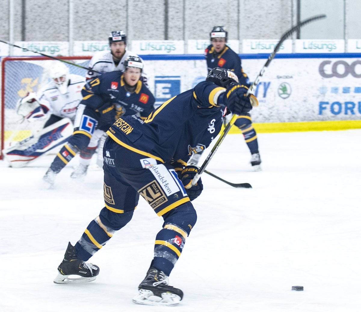 Från Östersund hämtas senaste nyförvärvet i form av poängstarka Linus Lundström. Läs mer här visbyroma.se/skarpskytt-kla…