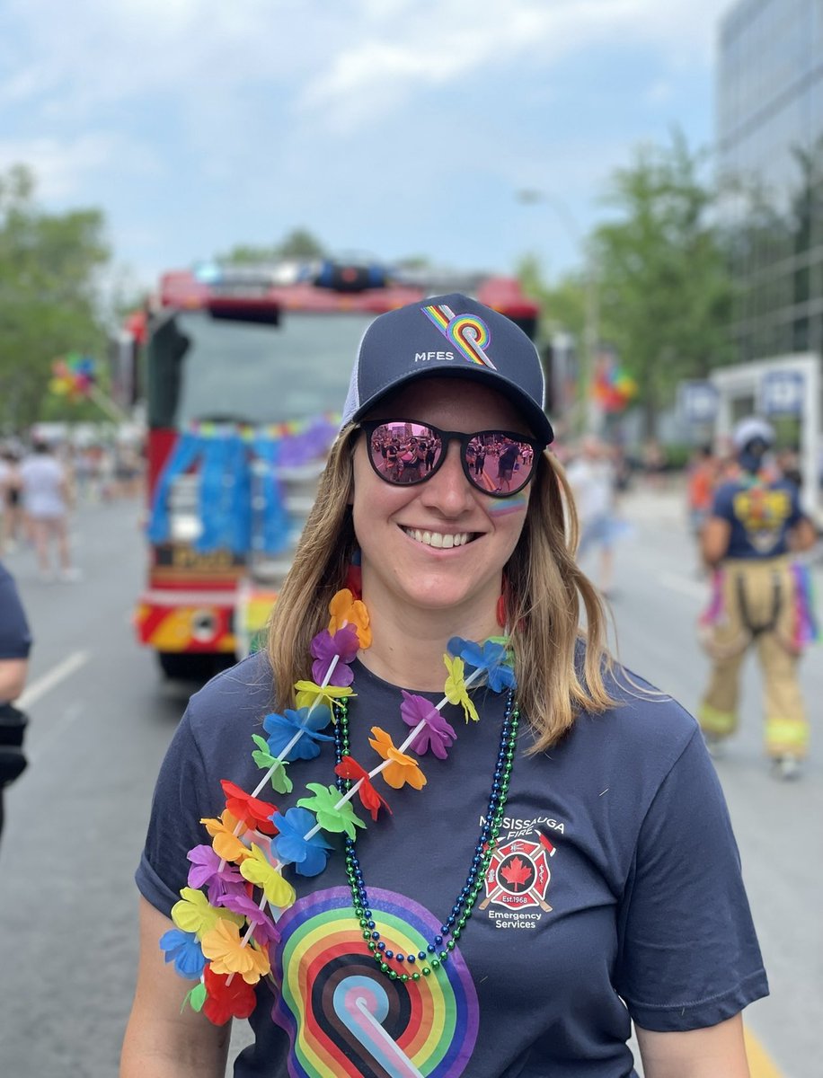 MississaugaFES's tweet photo. A few photos of our contingent at todays’ #Pride  parade. A big thank you to all who supported. #PrideTO https://t.co/x4sifsgHU0