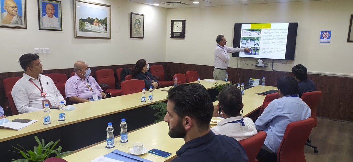 aaijammuairport's tweet photo. A presentation by State Organ and Tissue Transplant Organisation (SOTTO), J&amp;K regarding the Creation of Green Corridor for human organ transportation was given at Jammu Airport. Airport Director, Commandant CISF, Airline APMs and Medical Officer, PHC were present in the meeting. https://t.co/OyCVbYNWbo