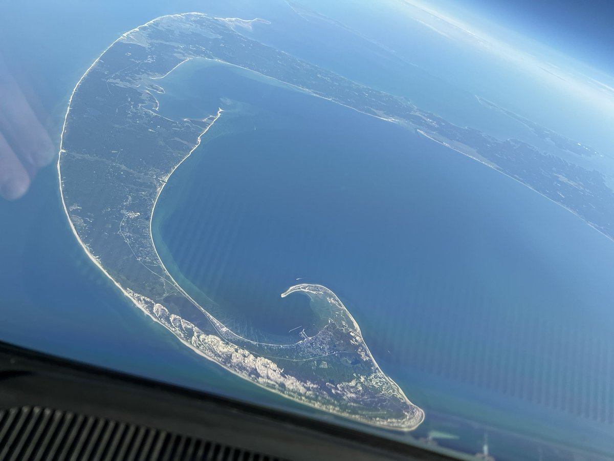 cohen_yohana74's tweet photo. #capecode #aviation #Travel https://t.co/GIAfxWGeeL