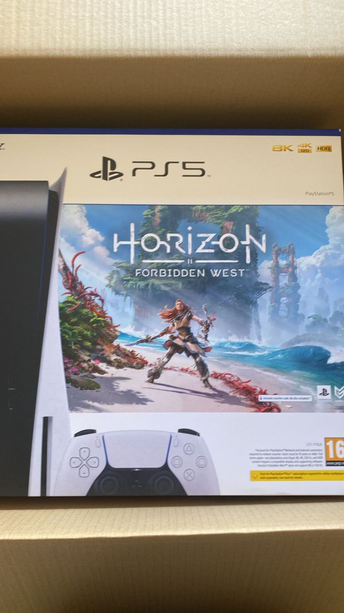 kylekune's tweet photo. Merci bien @Dealabs , Amazon UK sans frais de douane 💜 https://t.co/vhCcpZPj1T